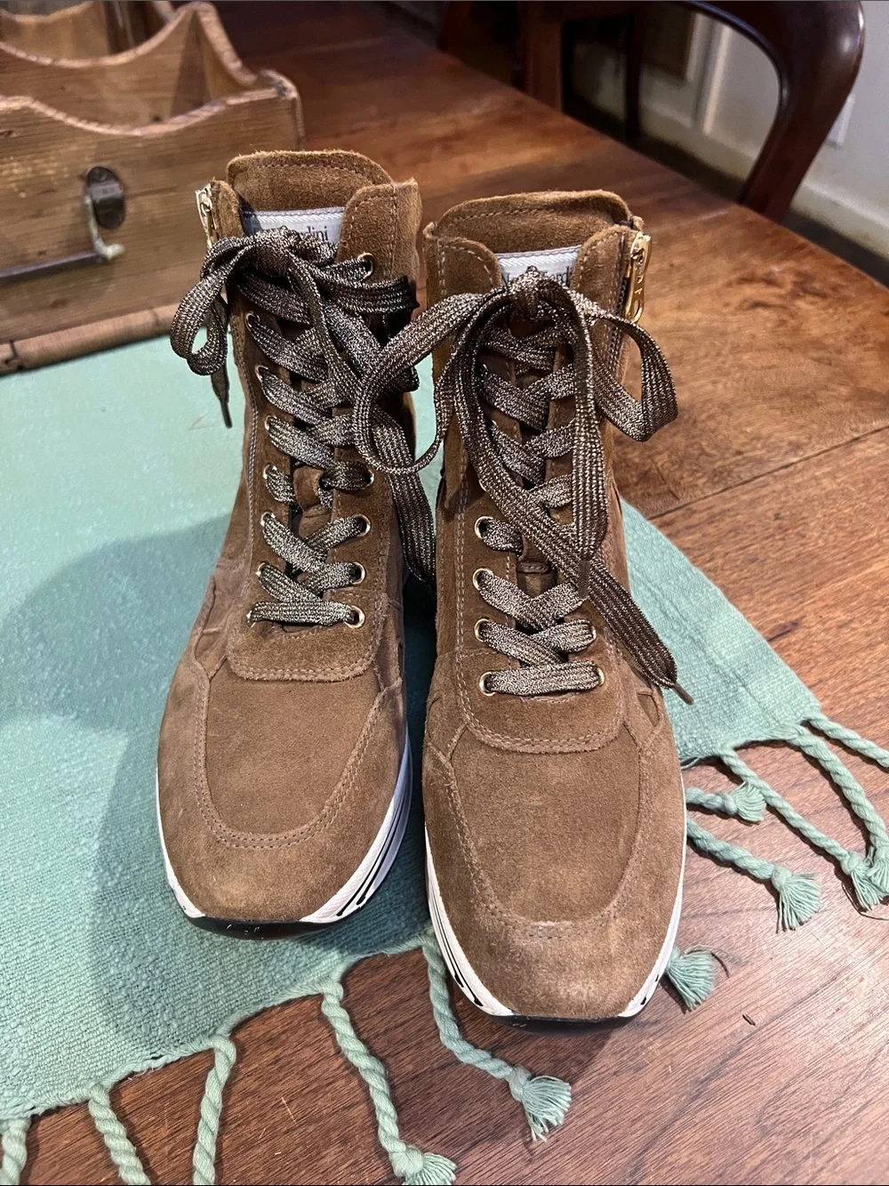 Nero Giardini Italian Suede Platform Sneakers
